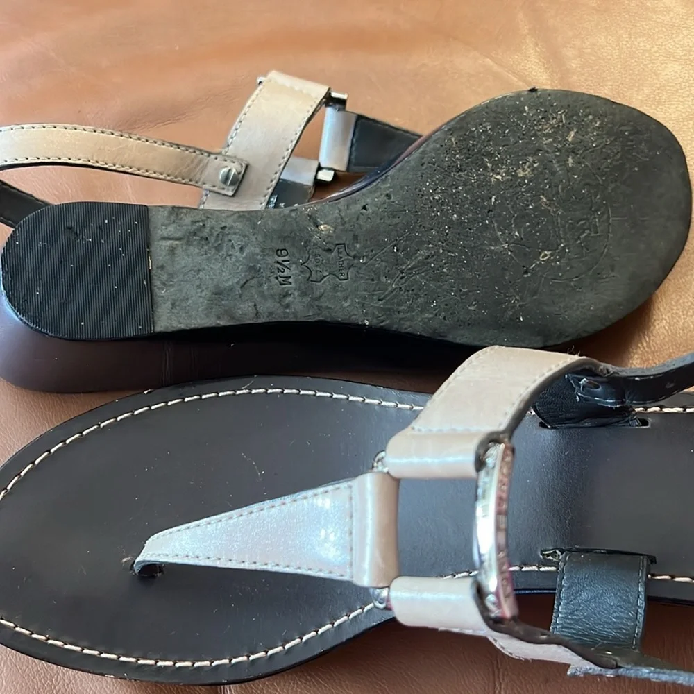 Tory Burch Thong Strap Wedge Sandals/ Neutral/Navy Size 9.5